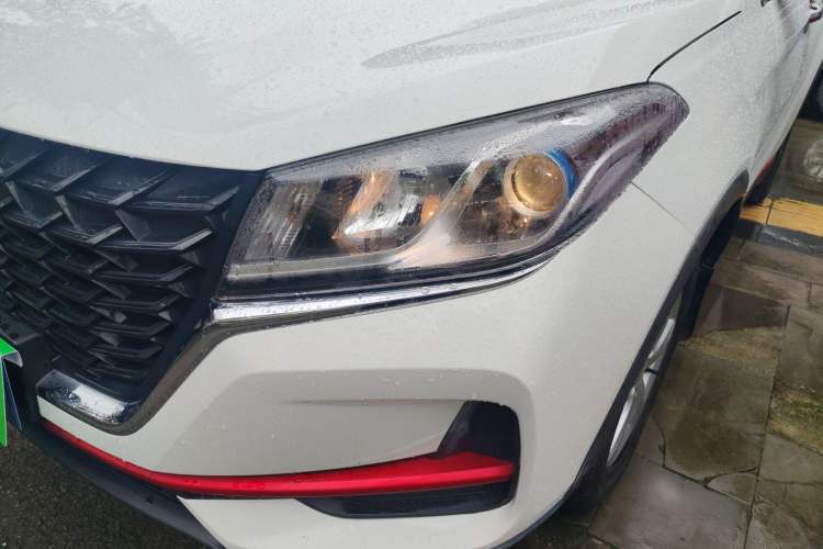 Used Dongfeng Fengon 500 2022 1.5L CVT Enjoyment Version Left Front Headlight