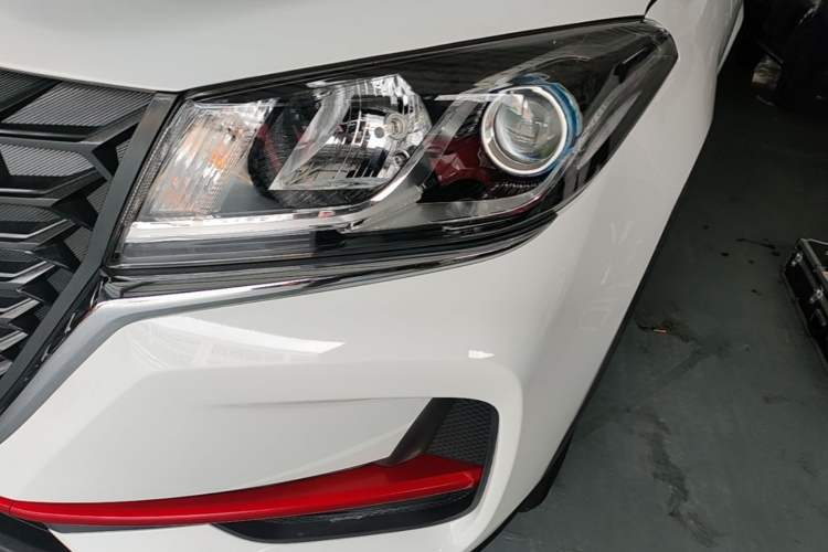 Used Dongfeng Fengon 500 2022 1.5T CVT Comfort Edition Left Front Headlight