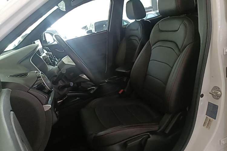 Used Dongfeng Fengon 500 2022 1.5L CVT Enjoyment Version Left Front Seat