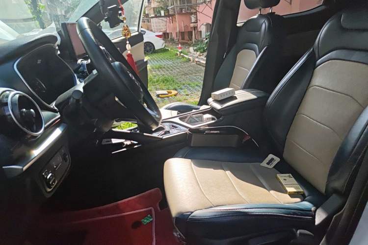 Used Dongfeng Fengon 500 2022 1.5T CVT Comfort Edition Left Front Seat