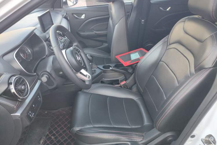 Used Dongfeng Fengon 500 2022 1.5T Manual Enjoyment Model Left Front Seat