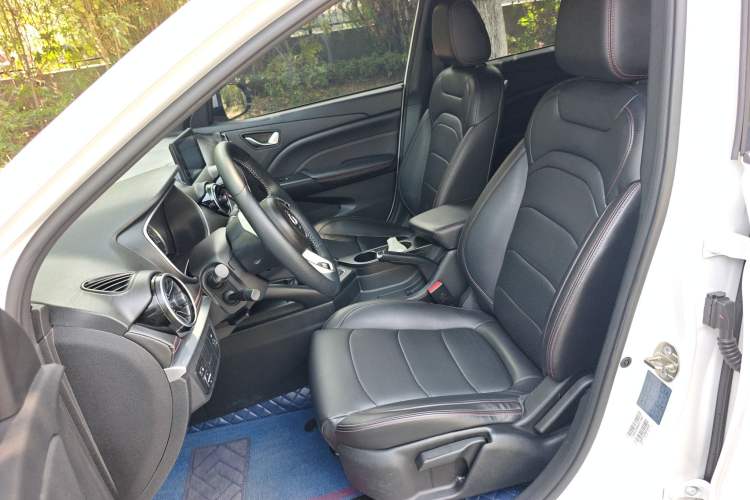 Used Dongfeng Fengon 500 2022 1.5L CVT Enjoyment Version Left Front Seat