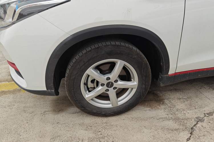 Used Dongfeng Fengon 500 2022 1.5L CVT Enjoyment Version Left Front Wheel Hub