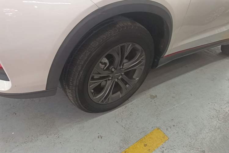 Used Dongfeng Fengon 500 2022 1.5T CVT Comfort Edition Left Front Wheel Hub