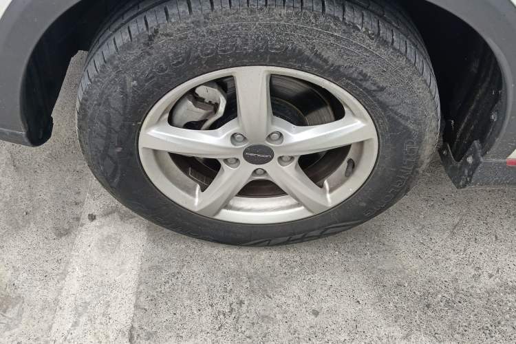 Used Dongfeng Fengon 500 2022 1.5L CVT Enjoyment Version Left Front Wheel Hub