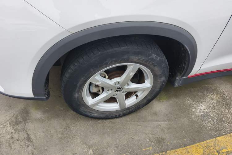Used Dongfeng Fengon 500 2022 1.5L Manual Enjoyment Model Left Front Wheel Hub