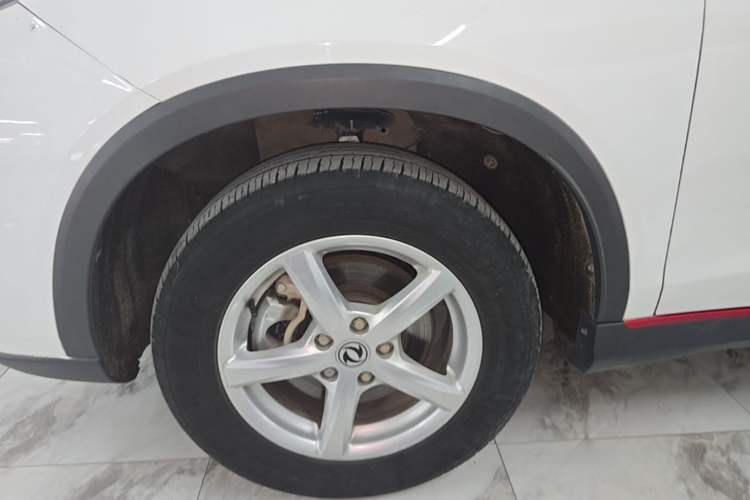 Used Dongfeng Fengon 500 2022 1.5L CVT Enjoyment Version Left Front Wheel Hub