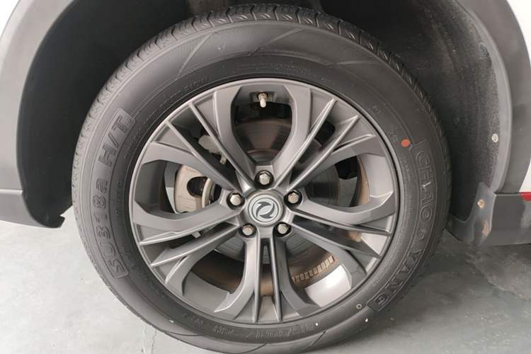 Used Dongfeng Fengon 500 2022 1.5T CVT Comfort Edition Left Front Wheel Hub