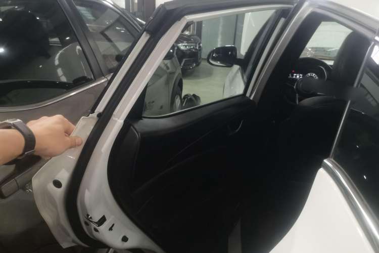 Used Dongfeng Fengon 500 2022 1.5L CVT Enjoyment Version Left Rear Door Interior