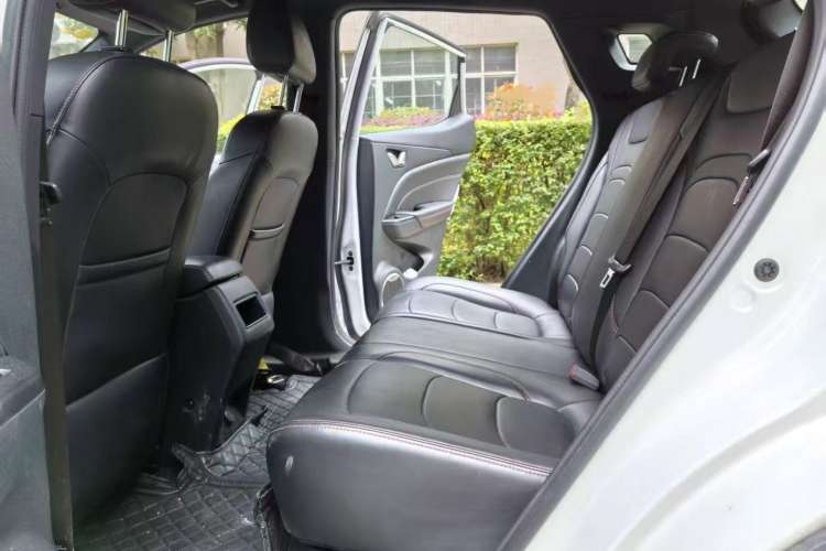 Used Dongfeng Fengon 500 2022 1.5L CVT Enjoyment Version Left Rear Seat