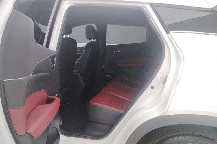 Used Dongfeng Fengon 500 2022 1.5T CVT Comfort Edition Left Rear Seat