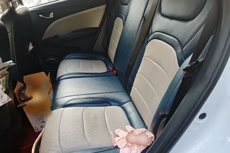 Used Dongfeng Fengon 500 2022 1.5T CVT Comfort Edition Left Rear Seat