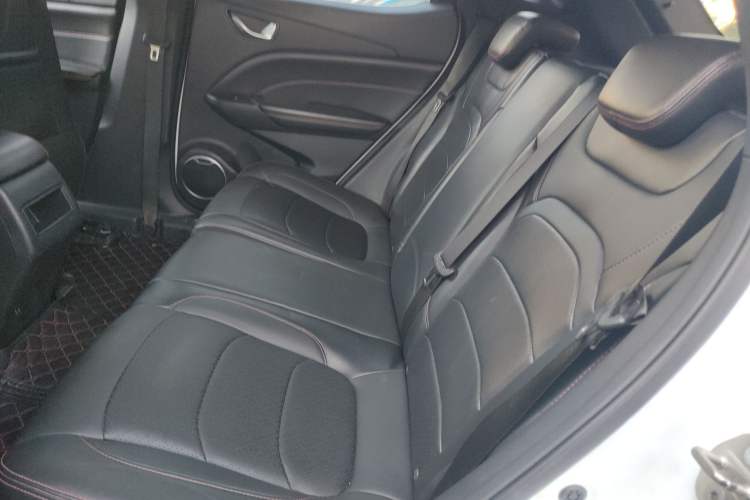 Used Dongfeng Fengon 500 2022 1.5T Manual Enjoyment Model Left Rear Seat