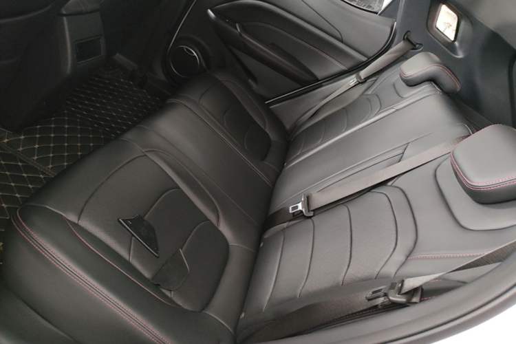 Used Dongfeng Fengon 500 2022 1.5T CVT Comfort Edition Left Rear Seat