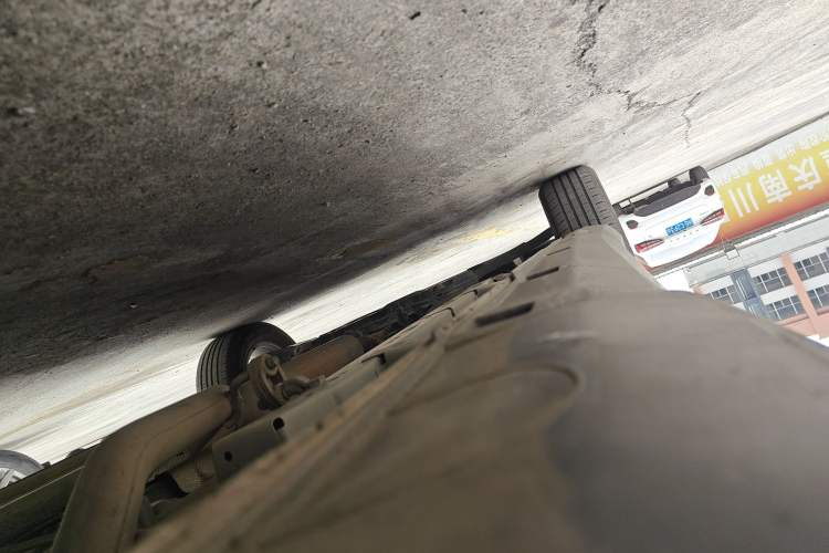 Used Dongfeng Fengon 500 2022 1.5L CVT Enjoyment Version Left Side Sill
