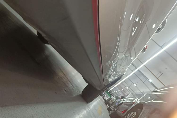 Used Dongfeng Fengon 500 2022 1.5T CVT Comfort Edition Left Side Sill