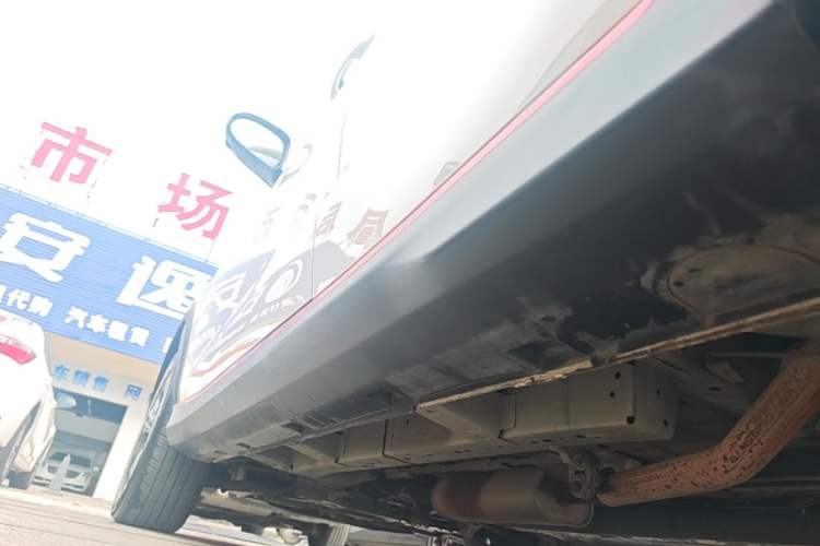 Used Dongfeng Fengon 500 2022 1.5T CVT Smart Enjoyment Version Left Side Sill