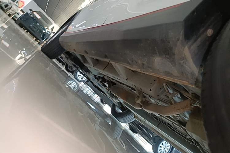 Used Dongfeng Fengon 500 2022 1.5L CVT Enjoyment Version Left Side Sill