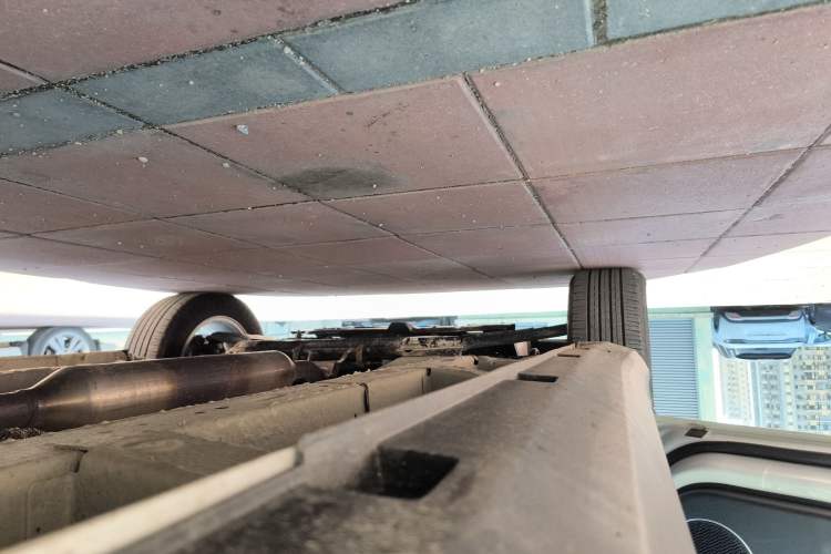Used Dongfeng Fengon 500 2022 1.5L CVT Enjoyment Version Left Side Sill