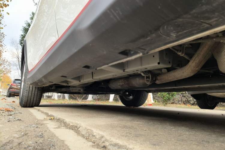 Used Dongfeng Fengon 500 2022 1.5L Manual Enjoyment Model Left Side Sill