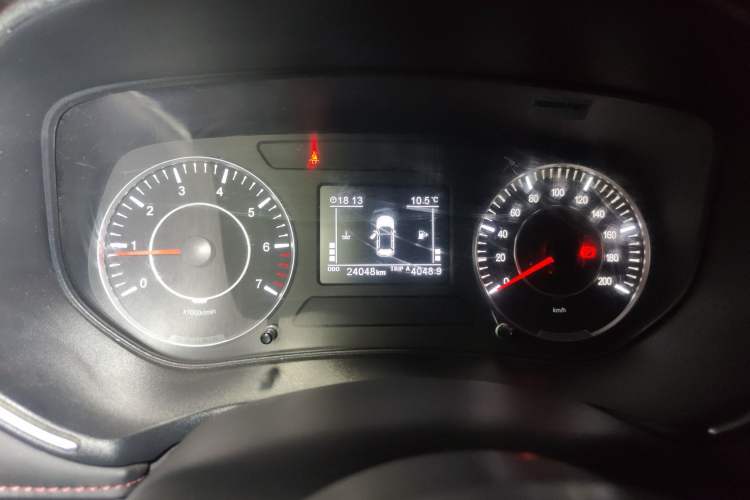 Used Dongfeng Fengon 500 2022 1.5L Manual Enjoyment Model Odometer Close Up