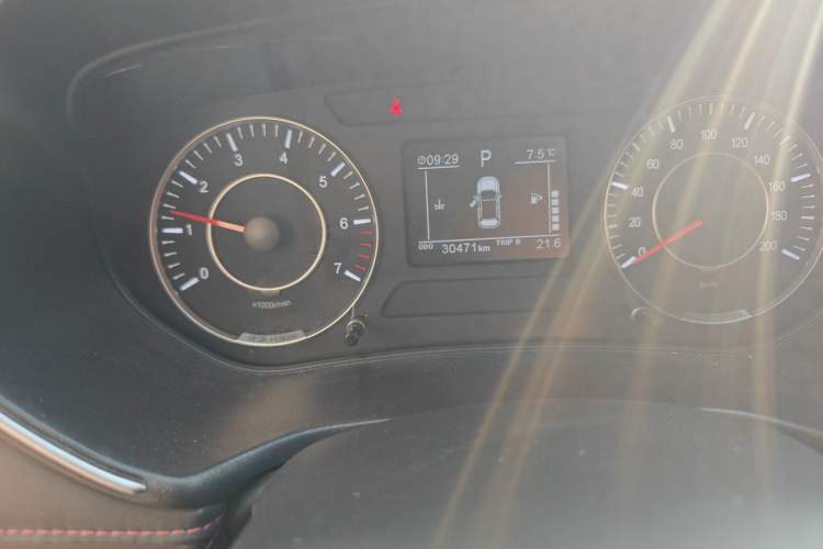 Used Dongfeng Fengon 500 2022 1.5L CVT Enjoyment Version Odometer Close Up