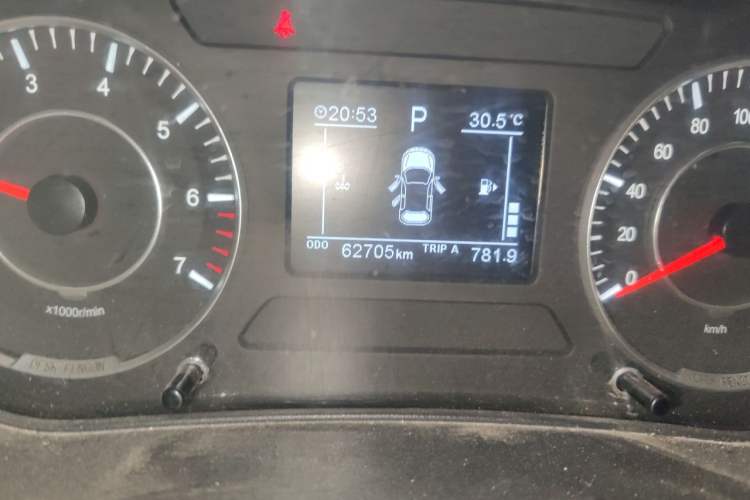 Used Dongfeng Fengon 500 2022 1.5L CVT Enjoyment Version Odometer Close Up