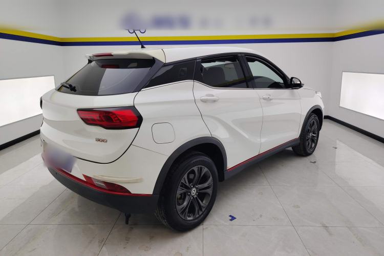 Used Dongfeng Fengon 500 2022 1.5T CVT Comfort Edition Rear Right 45 Deg