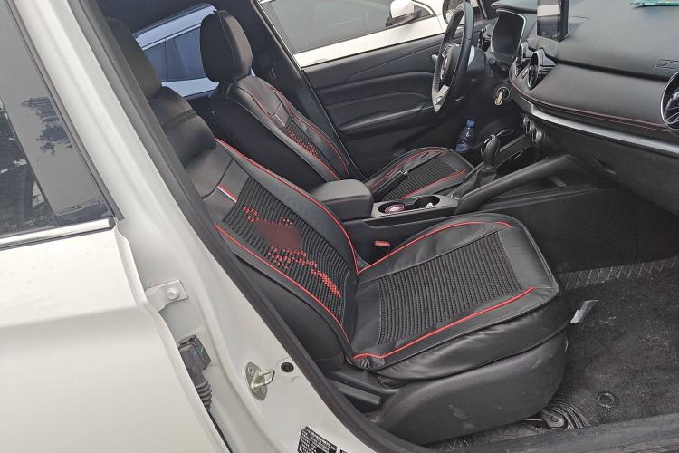 Used Dongfeng Fengon 500 2022 1.5L CVT Enjoyment Version Right Front Seat