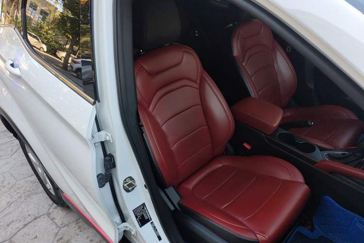 Used Dongfeng Fengon 500 2022 1.5L CVT Enjoyment Version Right Front Seat