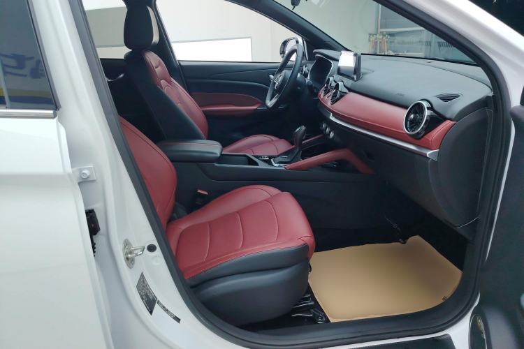 Used Dongfeng Fengon 500 2022 1.5T CVT Comfort Edition Right Front Seat