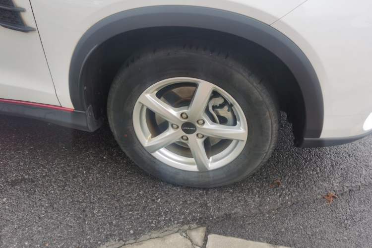 Used Dongfeng Fengon 500 2022 1.5L CVT Enjoyment Version Right Front Wheel Hub