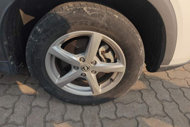 Used Dongfeng Fengon 500 2022 1.5L CVT Enjoyment Version Right Front Wheel Hub