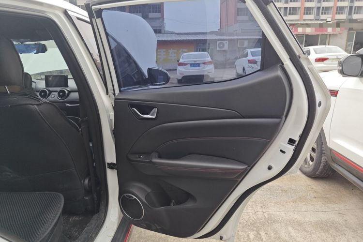 Used Dongfeng Fengon 500 2022 1.5L CVT Enjoyment Version Right Rear Door Interior