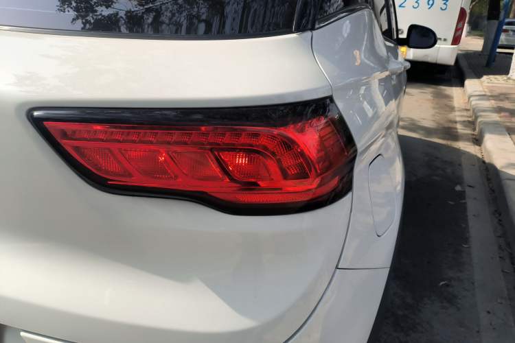 Used Dongfeng Fengon 500 2022 1.5L CVT Enjoyment Version Right Rear Taillight