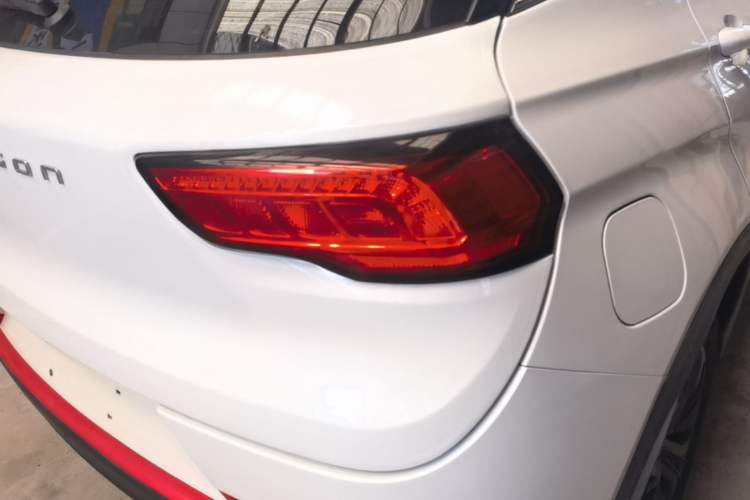 Used Dongfeng Fengon 500 2022 1.5T CVT Comfort Edition Right Rear Taillight