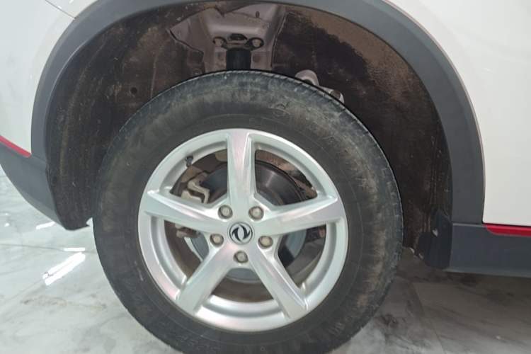Used Dongfeng Fengon 500 2022 1.5L CVT Enjoyment Version Right Rear Wheel Hub