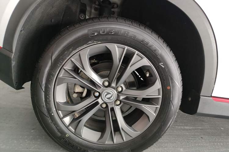 Used Dongfeng Fengon 500 2022 1.5T CVT Comfort Edition Right Rear Wheel Hub