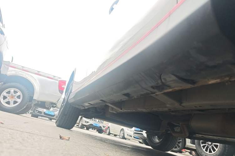 Used Dongfeng Fengon 500 2022 1.5T CVT Smart Enjoyment Version Right Side Sill