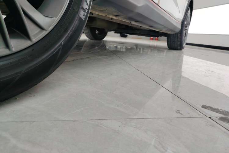 Used Dongfeng Fengon 500 2022 1.5T CVT Comfort Edition Right Side Sill