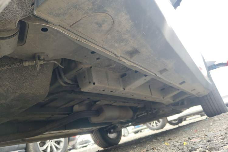 Used Dongfeng Fengon 500 2022 1.5T CVT Comfort Edition Right Side Sill