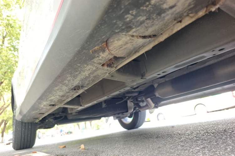 Used Dongfeng Fengon 500 2022 1.5L CVT Enjoyment Version Right Side Sill