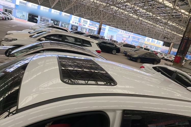 Used Dongfeng Fengon 500 2022 1.5T CVT Comfort Edition Roof