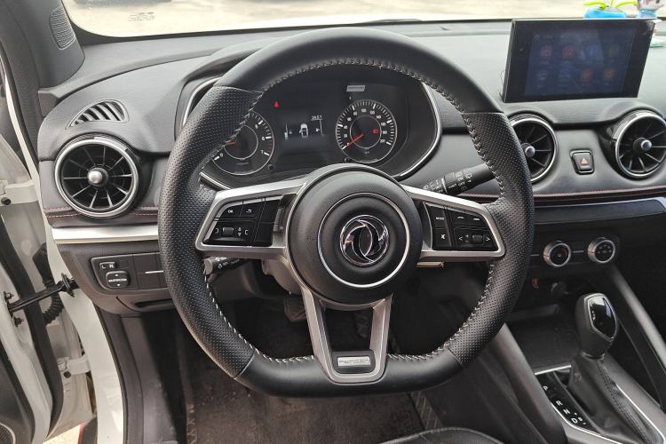 Used Dongfeng Fengon 500 2022 1.5L CVT Enjoyment Version Steering Wheel