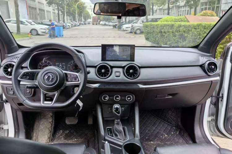 Used Dongfeng Fengon 500 2022 1.5L CVT Enjoyment Version Steering Wheel