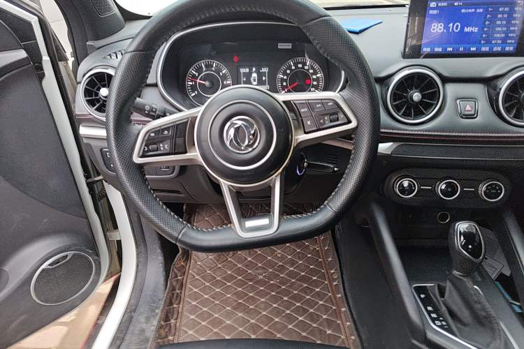 Used Dongfeng Fengon 500 2022 1.5L CVT Enjoyment Version Steering Wheel