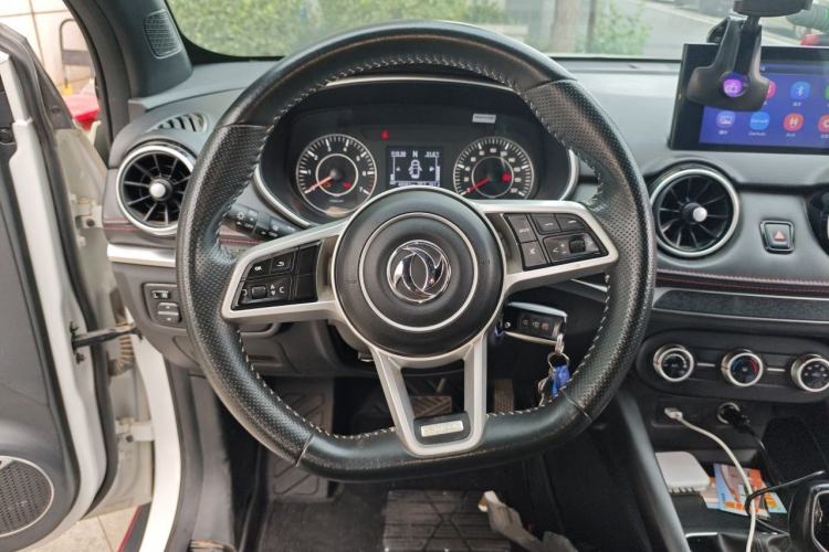 Used Dongfeng Fengon 500 2022 1.5L CVT Enjoyment Version Steering Wheel
