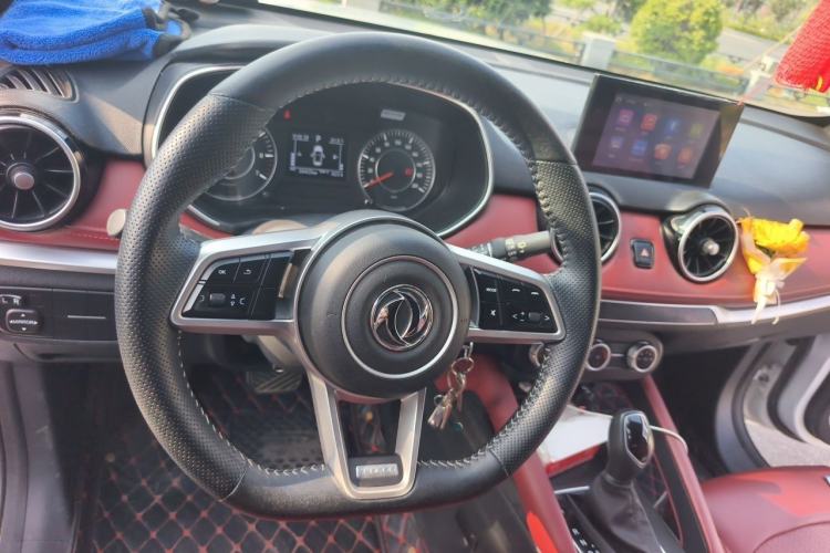 Used Dongfeng Fengon 500 2022 1.5L CVT Enjoyment Version Steering Wheel