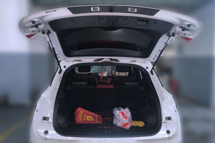 Used Dongfeng Fengon 500 2022 1.5L CVT Enjoyment Version Trunk
