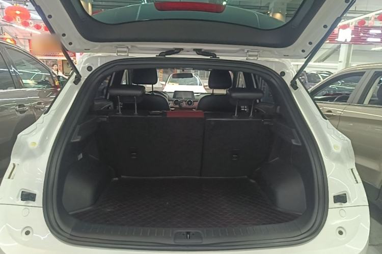 Used Dongfeng Fengon 500 2022 1.5T CVT Comfort Edition Trunk